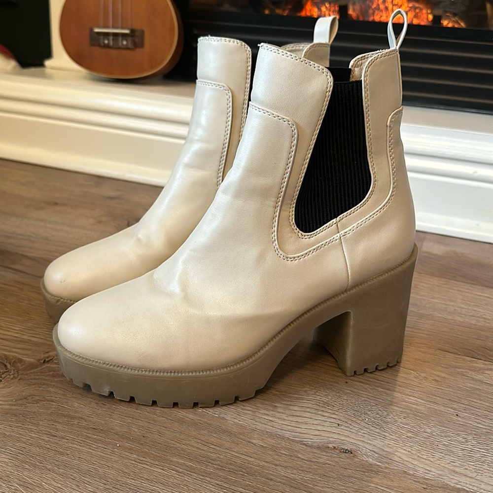 Chinese Laundry Boots